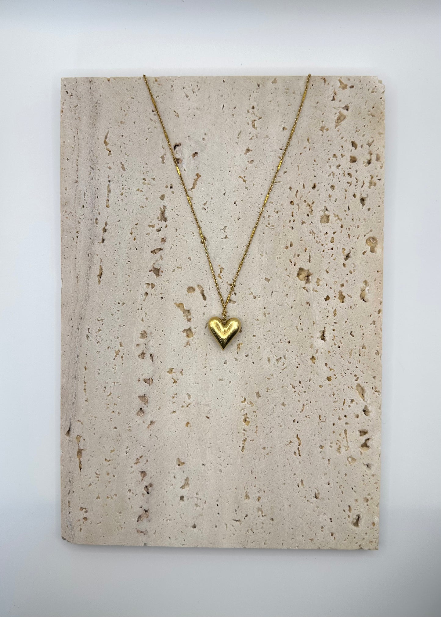 Camille Love Necklace Gold