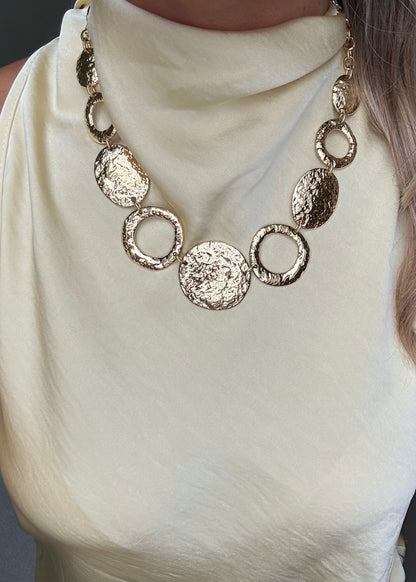 Lumi Statement Necklace Gold