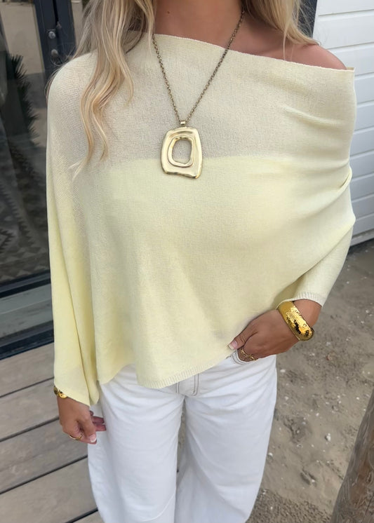 Lily Cape/Poncho Yellow
